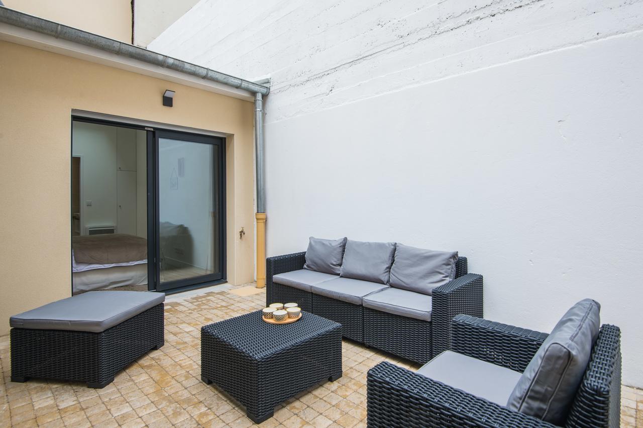 Vintage, F3 Avec Terrasse, Villa Saint Charles Paris Bagian luar foto
